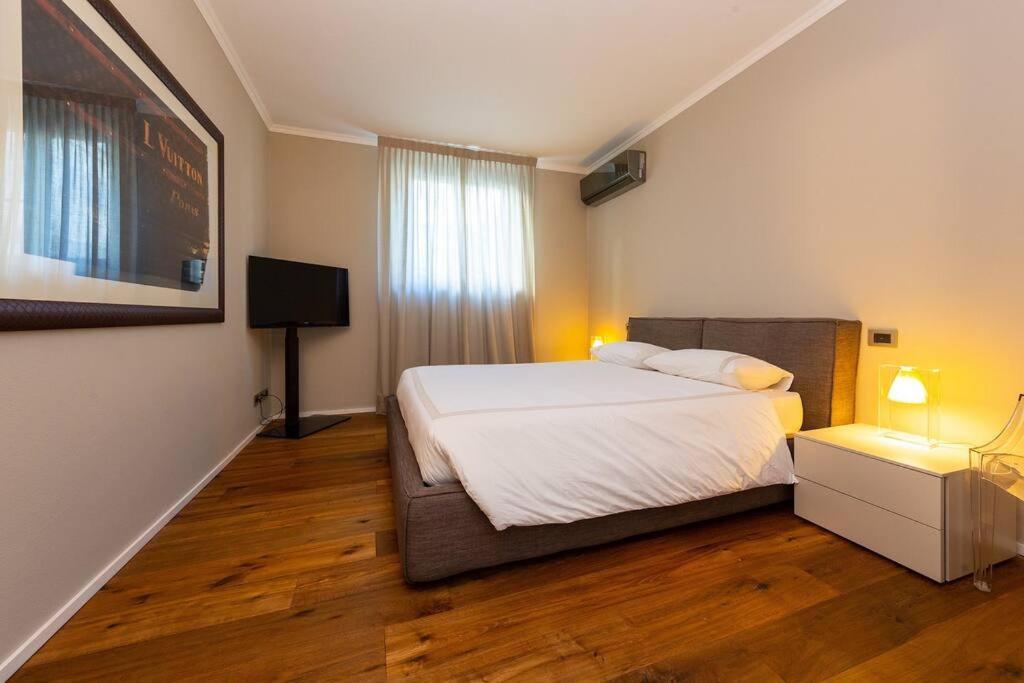 Splendido Appartamento In Piazza San Carlo 토리노 외부 사진