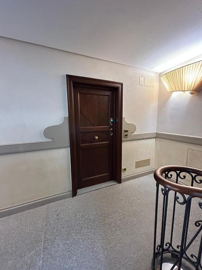 Splendido Appartamento In Piazza San Carlo 토리노 외부 사진